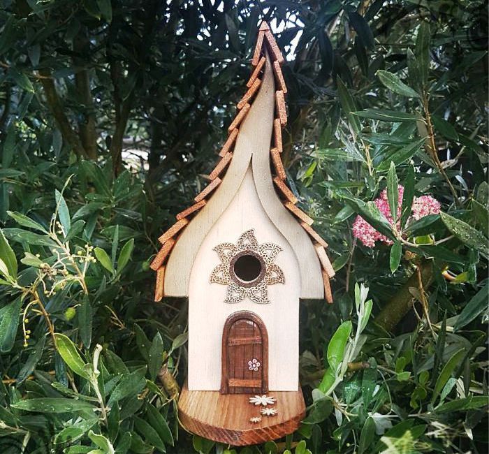 домики для птиц и скворечники из дерева